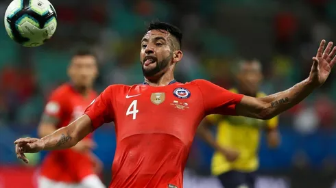 Mauricio Isla en la Selección Chilena.