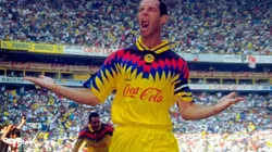 Zague es el máximo goleador del América en el Clásico Nacional.