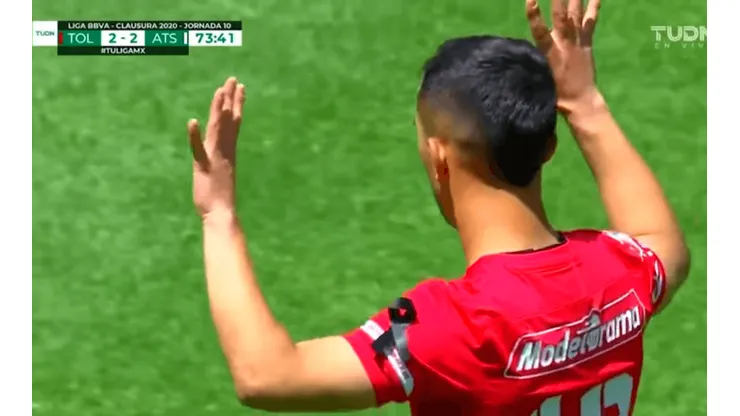 Leo Fernández reveló por qué celebró haciendo el '10'