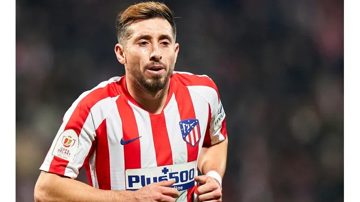 Más cerca de volver: la imagen de Héctor Herrera con tapabocas