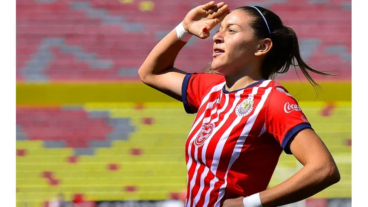 Norma Palafox marcó un golazo desde su cama.