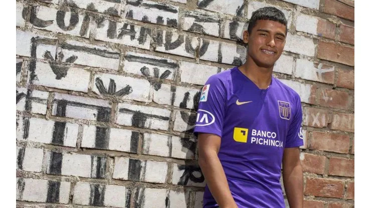 Kluiverth Aguilar debutó en Alianza Lima.