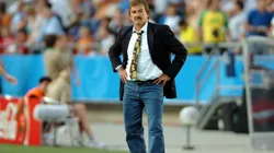 El entrenador reconoció que su relación con la prensa no era la mejor