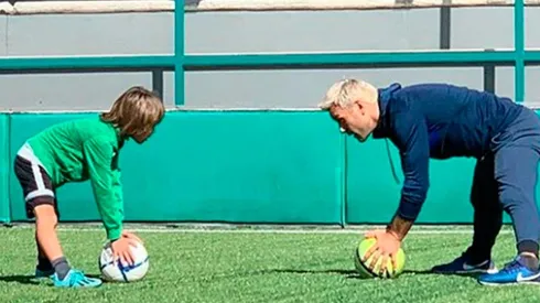 El hijo de Zamogilny salió en Tik Tok con la playera de un grande de México