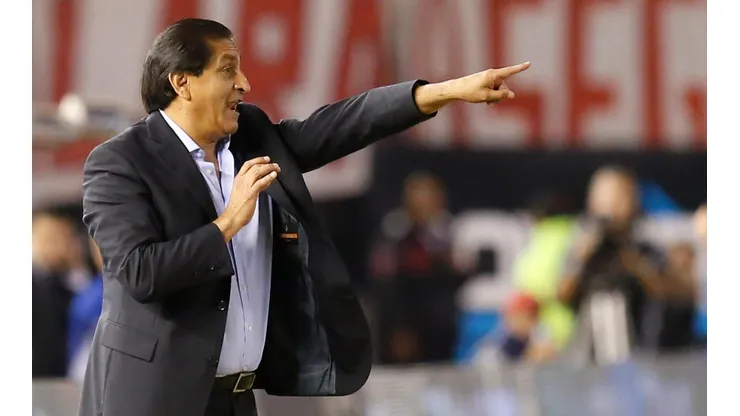 Ramón Díaz en uno de sus pasos por River.