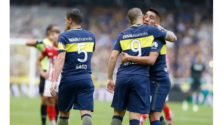 Foto de Fernando Gago y Ricardo Centurión.