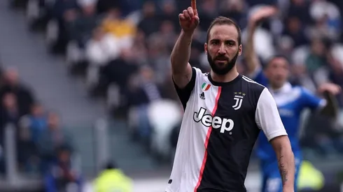 Gonzalo Higuaín sigue perteneciendo a Juventus.