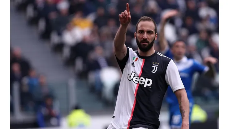 Gonzalo Higuaín sigue perteneciendo a Juventus.
