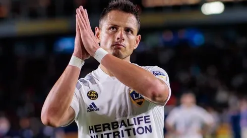 El gesto de Chicharito hacia los trabajadores de salud que combaten el coronavirus