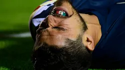 La razón por la que Henry Martin utiliza protector bucal.