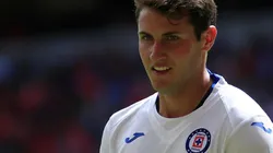 Santiago Giménez, durísimo con América.