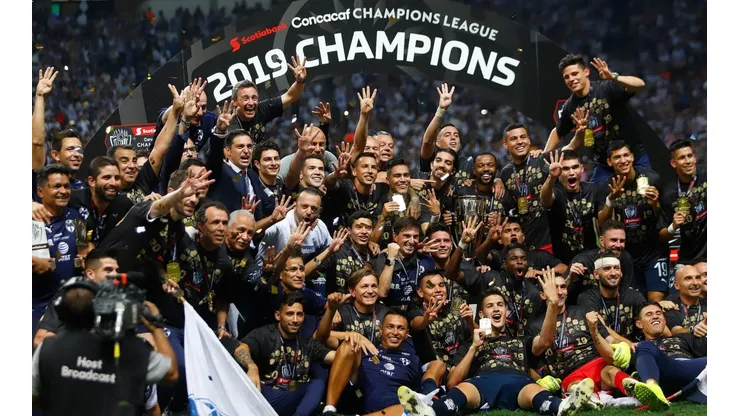 Los fans de Rayados se acordaron de la final ganada a Tigres.