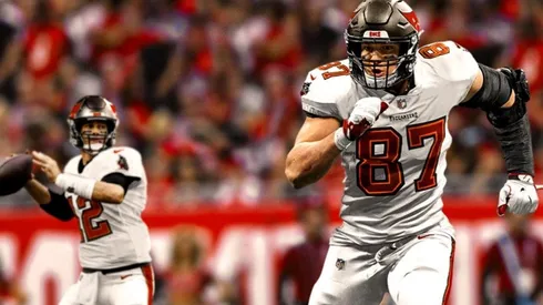 Se tomó una decisión sobre el tema Gronkowski y el libro de jugadas de los Bucs
