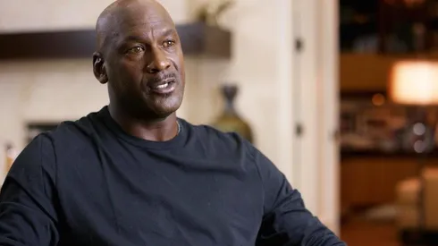 Posee una fortuna de más de 1,900 millones de dólares