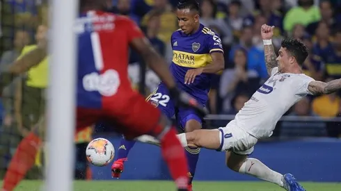 Le prohíben la salida del país a Sebastián Villa tras la denuncia