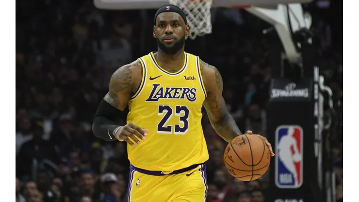 LeBron espera que se reanude pronto la actividad