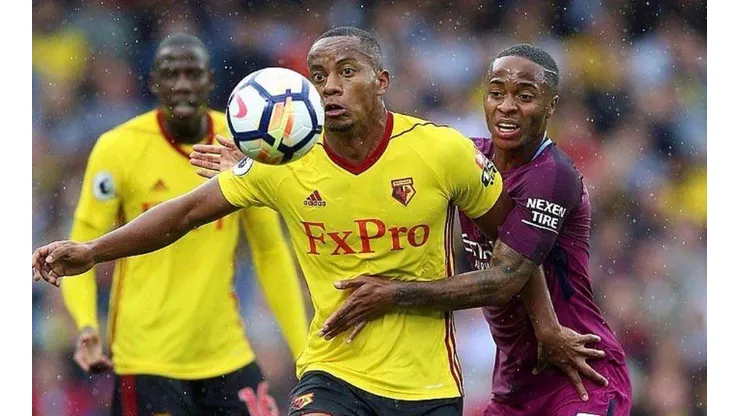 Carrillo jugó la Premier League con el Watford.