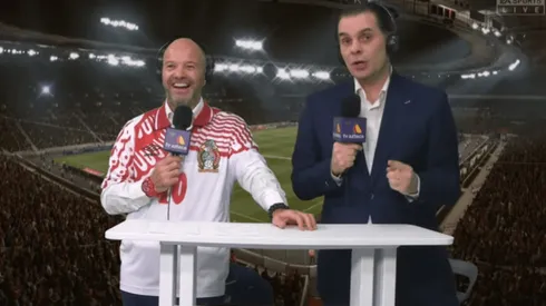 Luis García y Christian Martinoli se burlaron de sus propias fotos de niños.