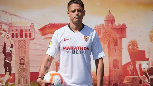 Monchi explicó el motivo por el que Chicharito llegó al Sevilla