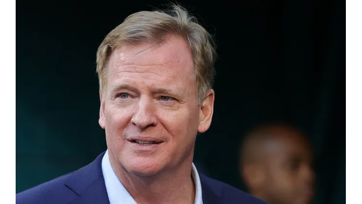 Roger Goodell decidió recortar su salario a cero dólares el próximo mes
