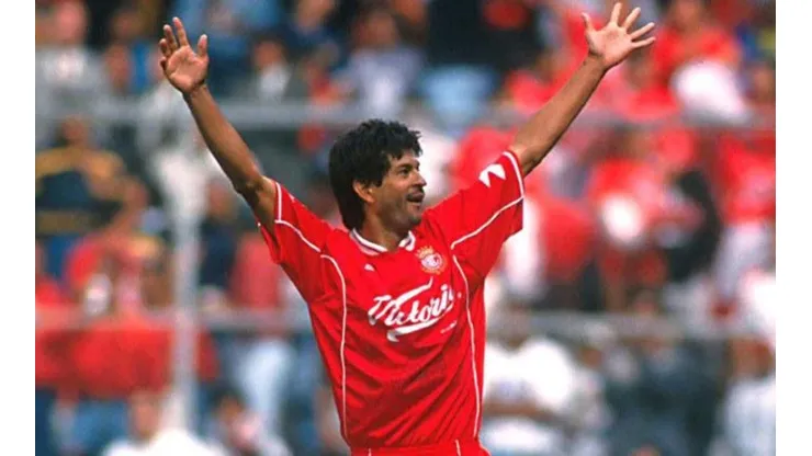 Saturnino aprobó el once ideal de La Volpe y dio el suyo.