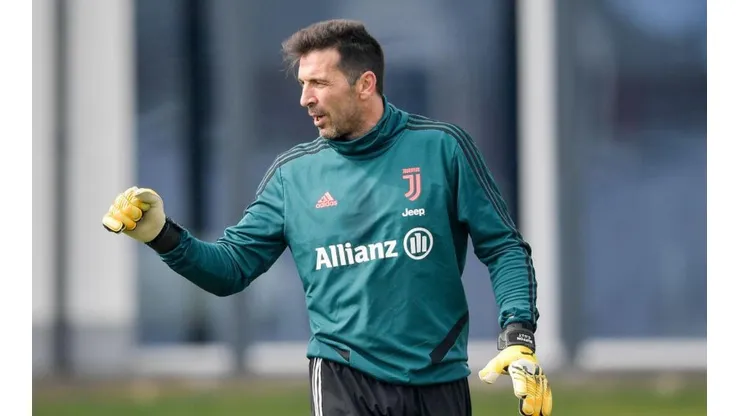 Gianluigi Buffon, un joven de 42 años de edad.