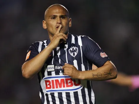 Ex Rayado reveló la inmensa ayuda que Humberto Suazo le daba a los jóvenes del club
