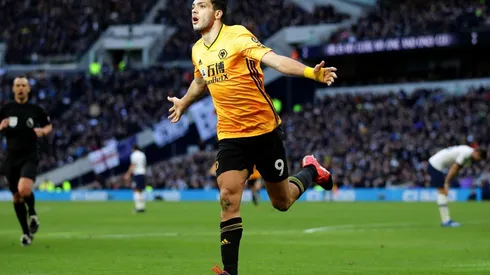 Las dos caras de Raúl Jiménez.