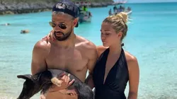 Foto del Kun Agüero y su pareja.