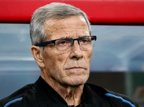 El gran delantero uruguayo que odia a Tabárez: "Es un inútil"