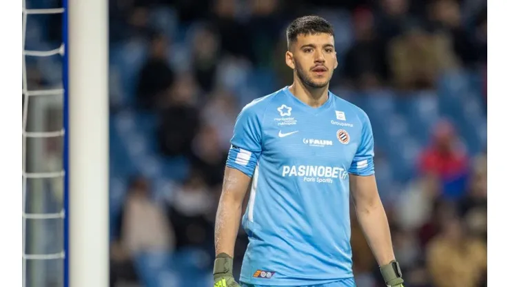 Gerónimo Rulli en el arco de Montpellier.
