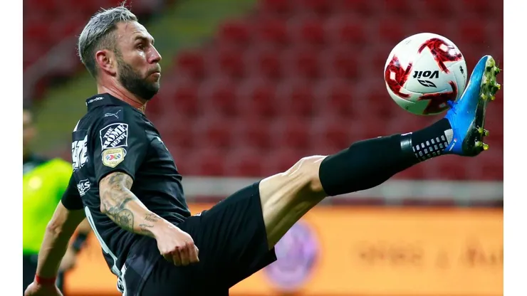 Miguel Layún reveló su once histórico.
