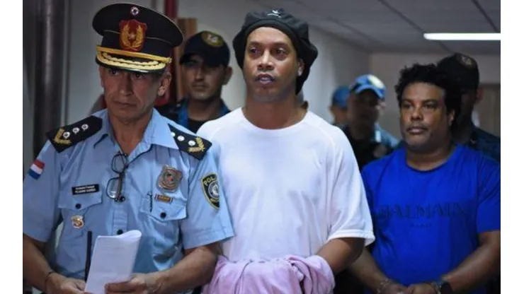 Ronaldinho: "Lo primero que haré será dar un beso grande a mi madre"