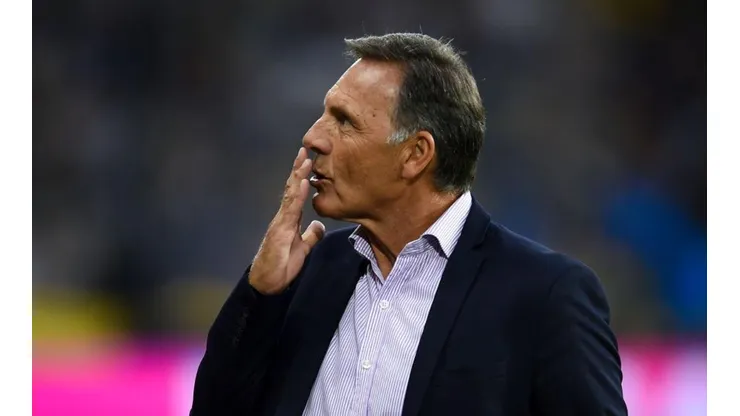 Miguel Ángel Russo puede perder un mediocampista.