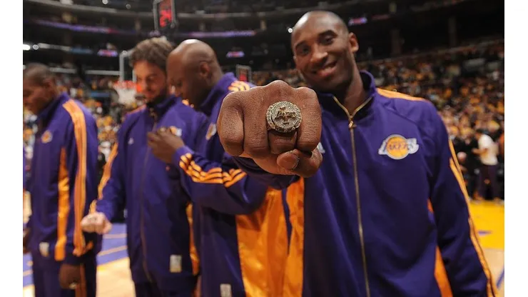 Un recuerdo eterno: millonaria subasta de las reliquias de Kobe