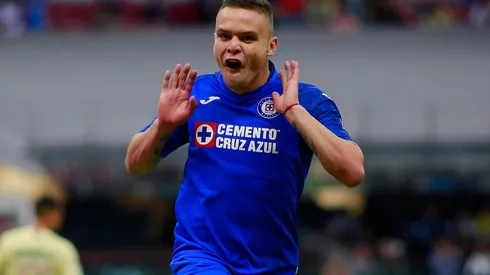 El coronavirus ayudaría a que Cruz Azul retenga a Cabecita Rodríguez