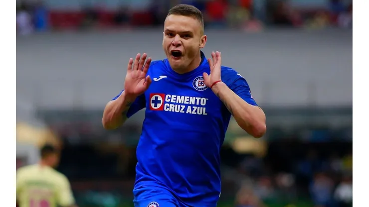 El coronavirus ayudaría a que Cruz Azul retenga a Cabecita Rodríguez