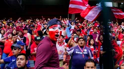 Lindo gesto de Los Escarlatas.