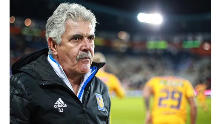 El Ingeniero Rodríguez ya le busca reemplazo al Tuca Ferretti