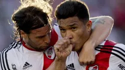 El ida y vuelta de Cavenaghi y Teo Gutiérrez en Instagram