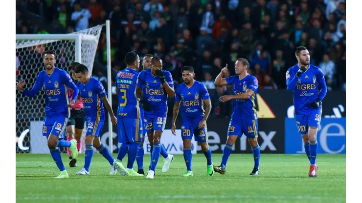 La barra de Tigres UANL y un gesto de solidaridad.