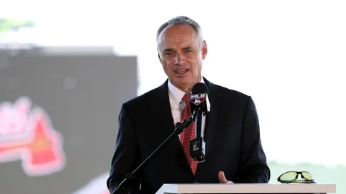 Rob Manfred confía en que habrá béisbol en 2020