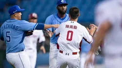 Video: en Taiwán se sigue jugando béisbol y hubo pelea en pleno juego