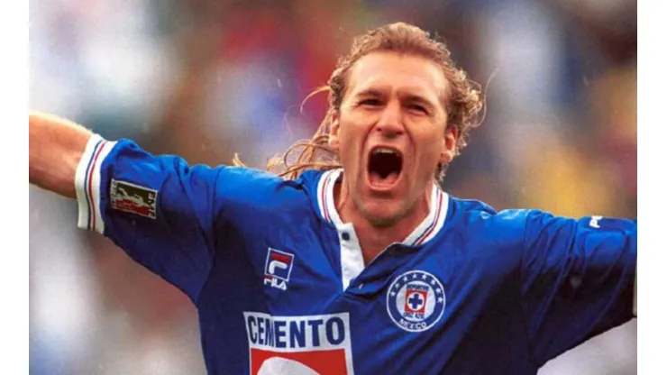 Adomaitis y su paso por Cruz Azul recordando a Paco Palencia