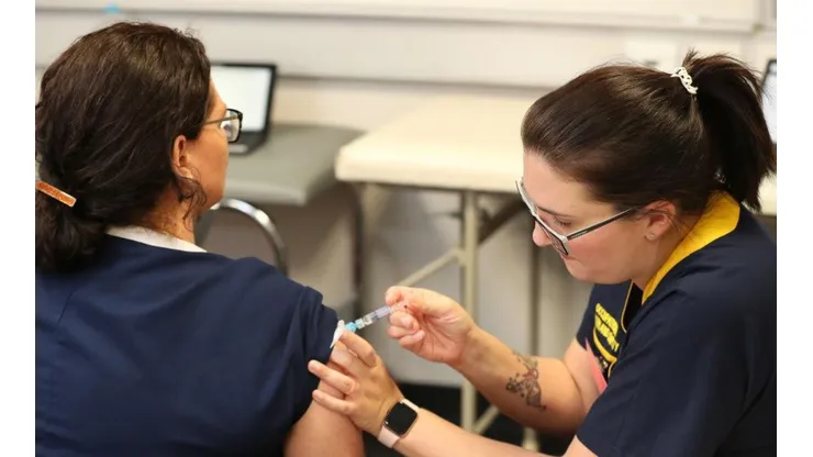 En Oxford ultiman detalles para tener la vacuna.