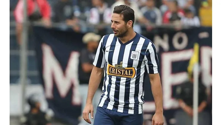 Claudio Pizarro se fue en el 1999 de Alianza al Bremen.