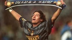 Iván Zamorano con la camiseta de Inter.