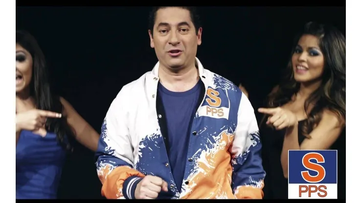 Heresi también es recordado por una canción que hizo en campaña.