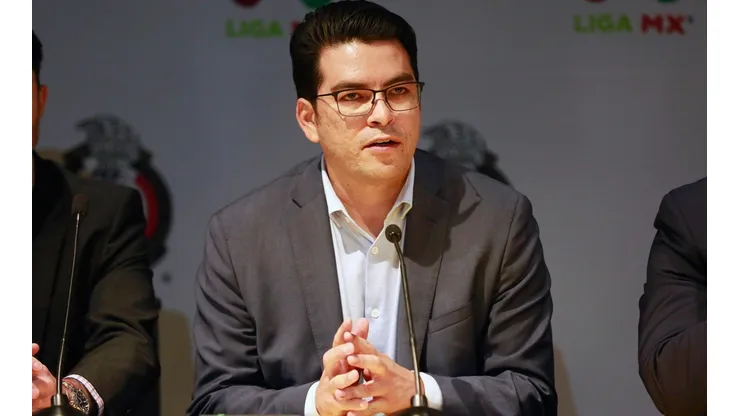 El presidente de la AMFpro atacó a las antiguas generaciones de jugadores