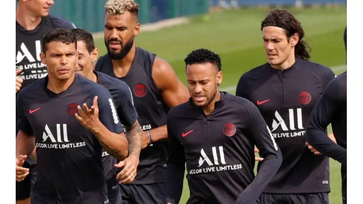 Los futbolistas de la Ligue 1 no quieren volver a jugar